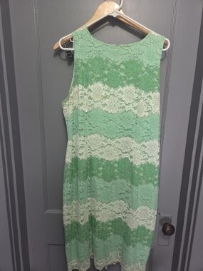 New York & Company Mint Green Lace Sheath Dress Size 18